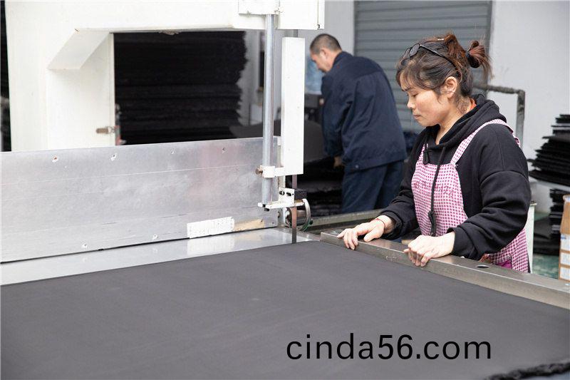 EPDM閉(bi)孔(kong) EB-15